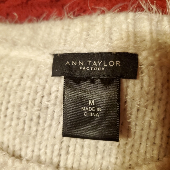 Soft & Fuzzy Medium Ann Taylor Sweater - Picture 2 of 4